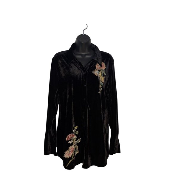 Black Velvet Button-Up Shirt With Floral Embroidery By Paparazzi Size Large - Picture 2 of 14